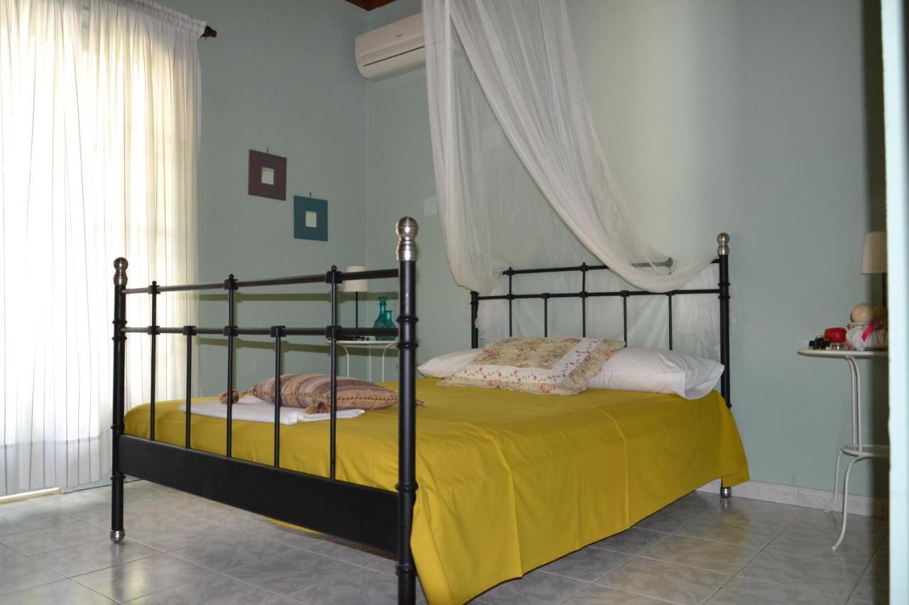 Mihaila Seaside: 2 Bedroom Bungalows Kefalonia Спартия Экстерьер фото