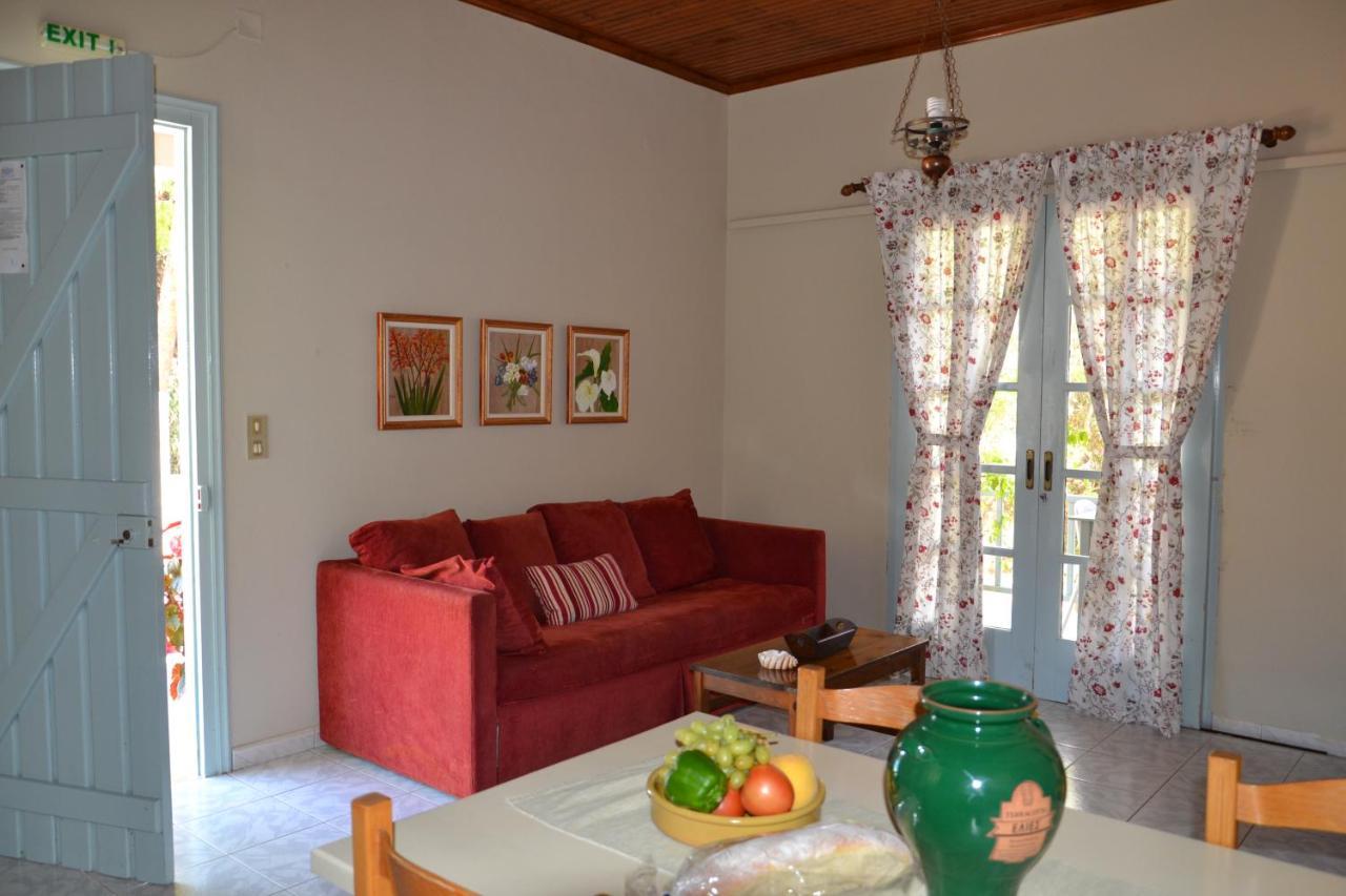 Mihaila Seaside: 2 Bedroom Bungalows Kefalonia Спартия Экстерьер фото